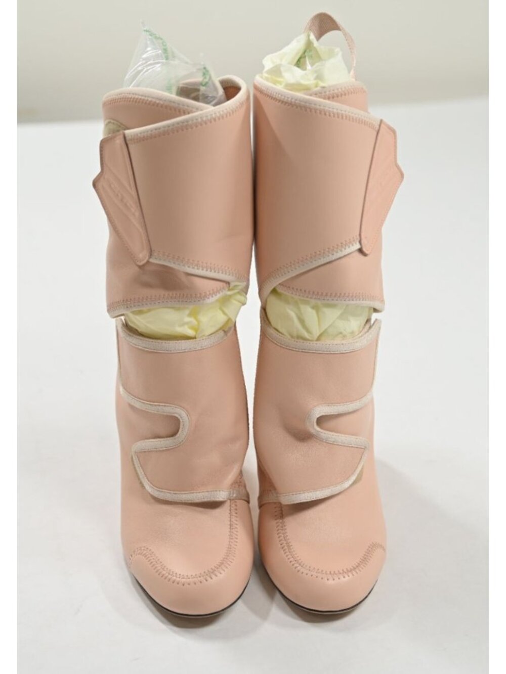 Fendi Promenade Lamb Leather Bootie in Rosa - Picture 2 of 12